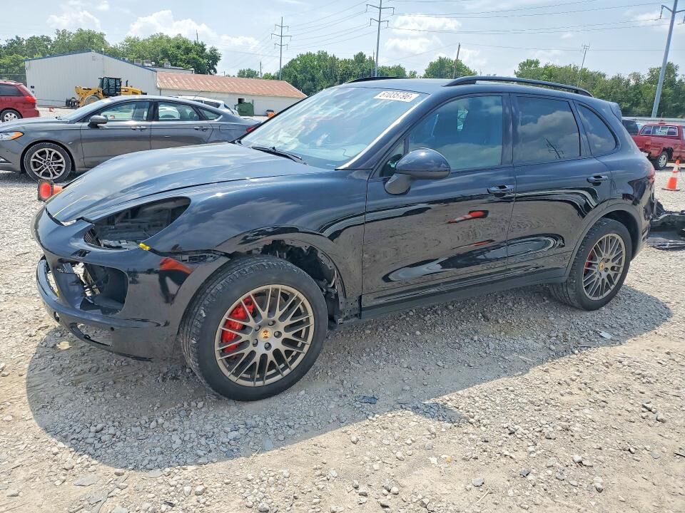 2014 PORSCHE Cayenne