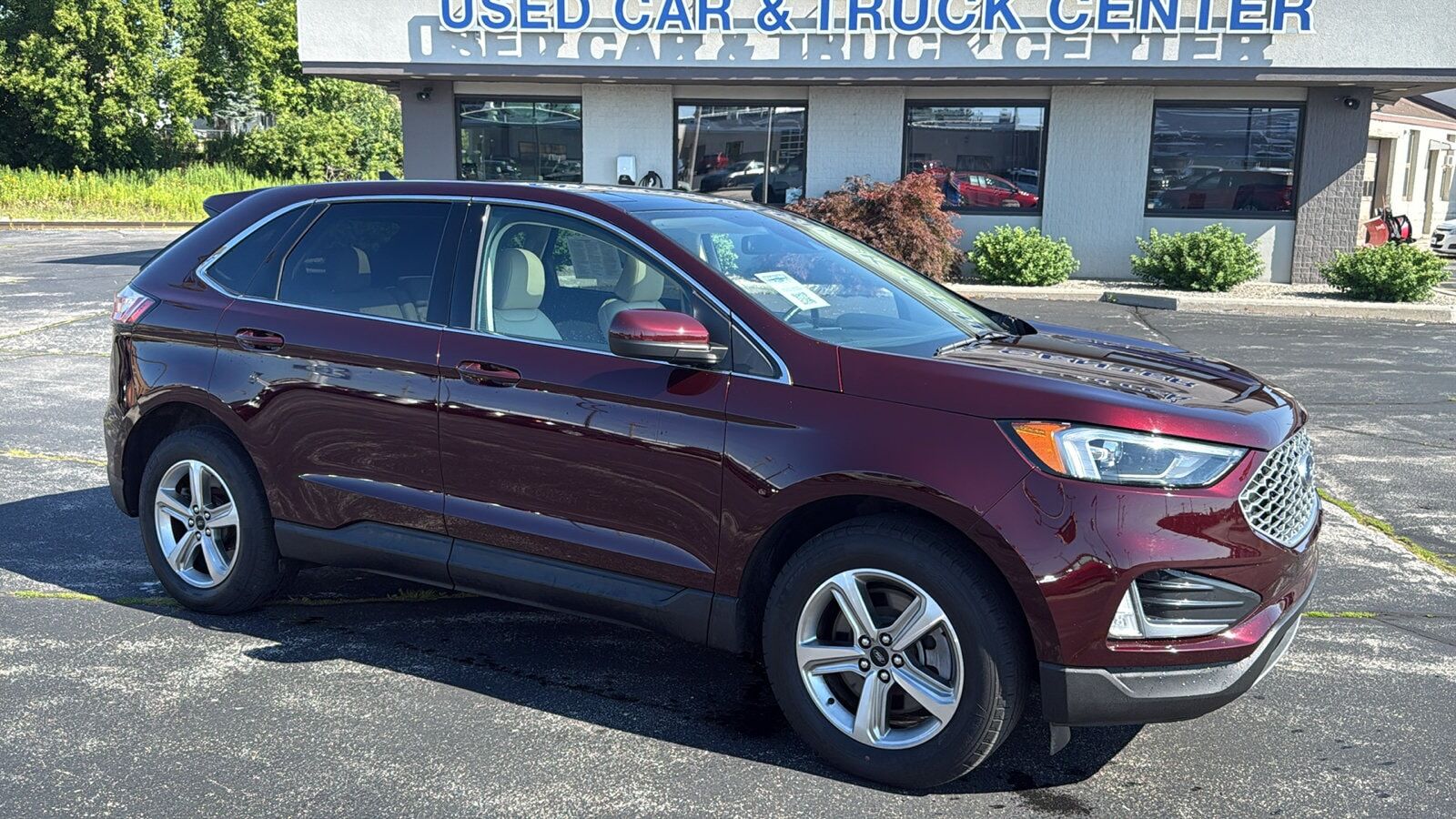 2023 FORD Edge