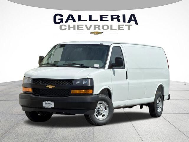 2026 CHEVROLET Express