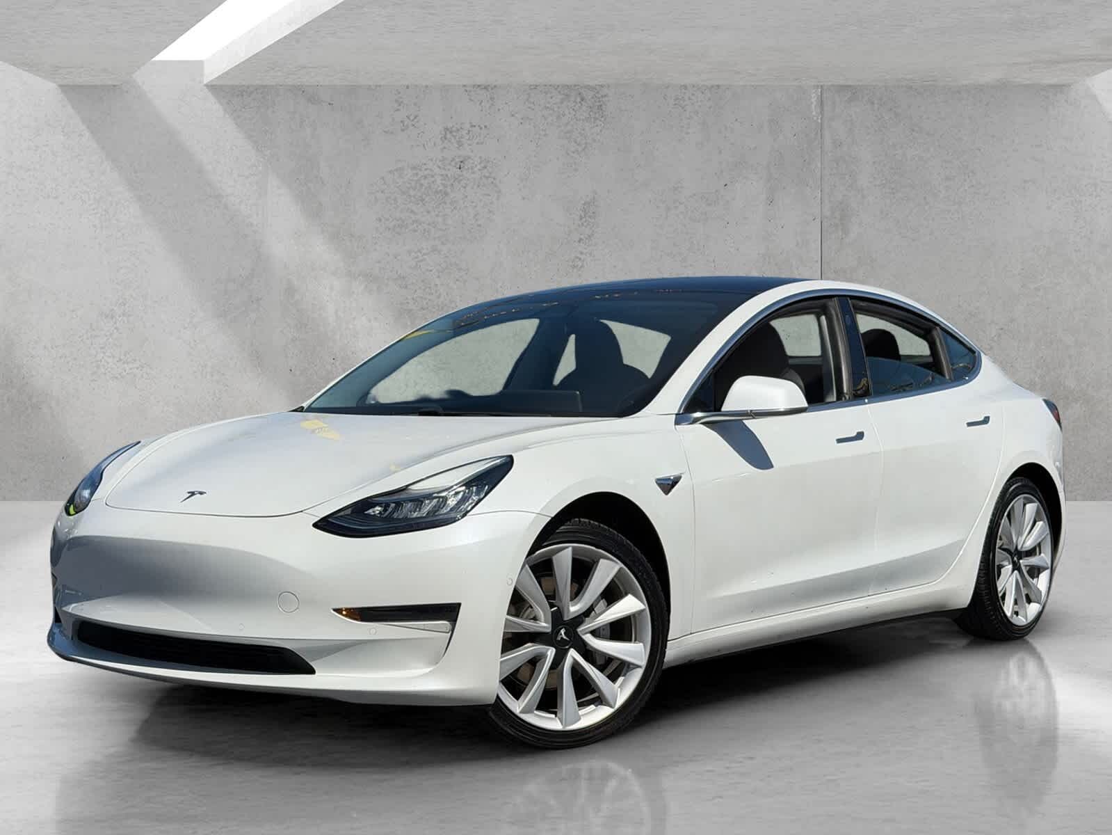 2020 TESLA Model 3
