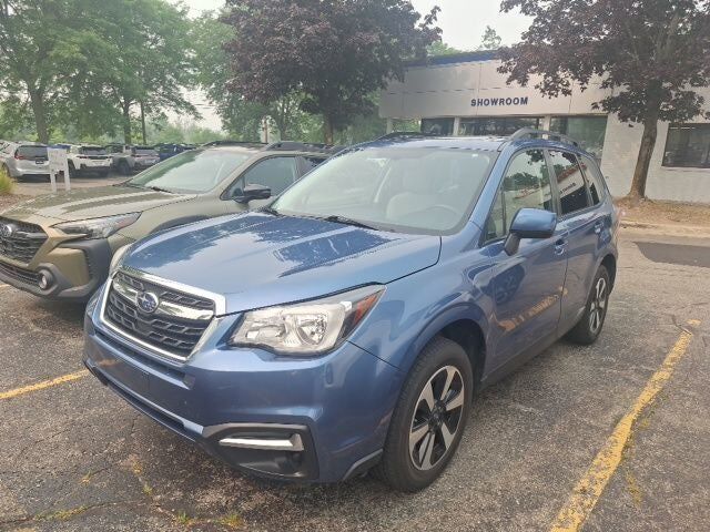 2017 SUBARU Forester