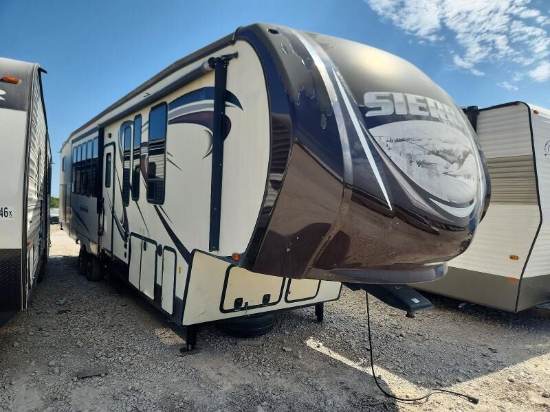 2015 FOREST RIVER Sierra Towables