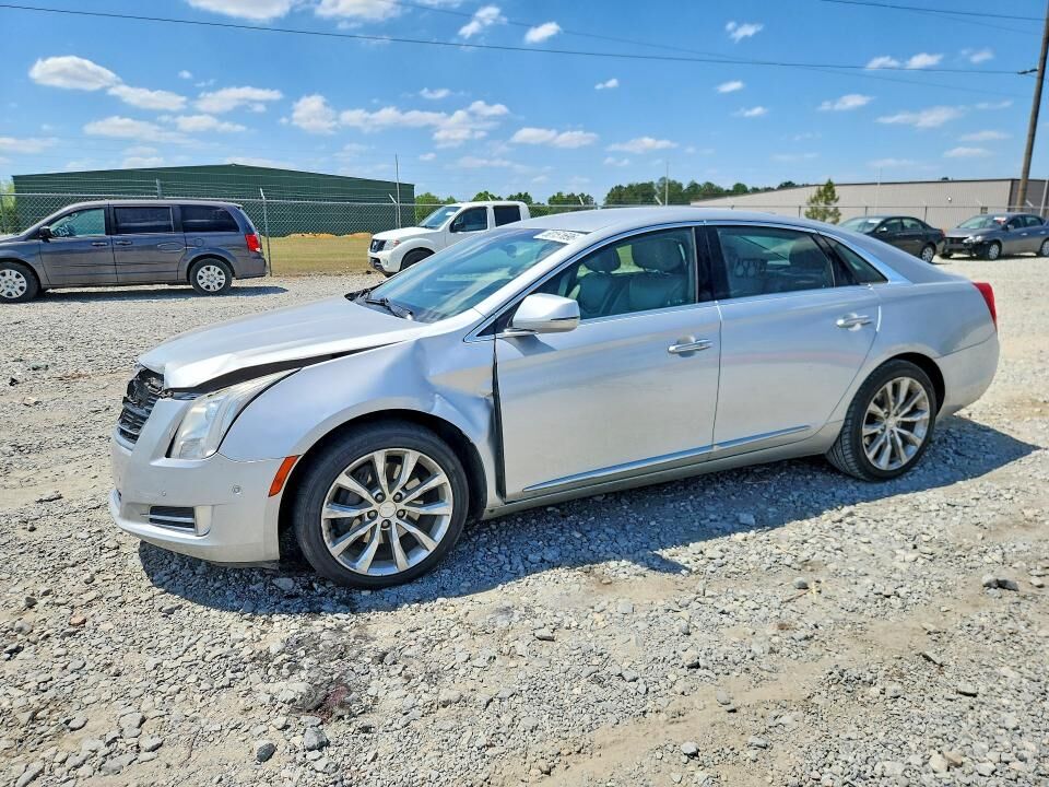 2016 CADILLAC XTS