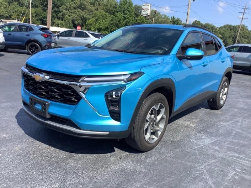2026 CHEVROLET Trax