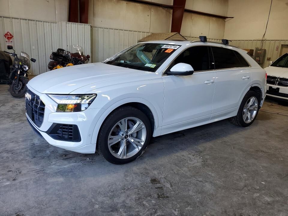 2023 AUDI Q8