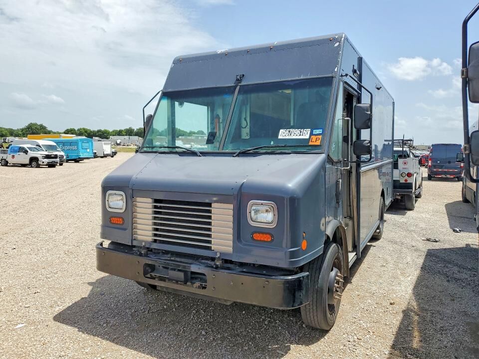 2021 FORD Commercial Chassis
