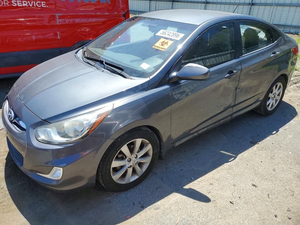 2012 HYUNDAI Accent