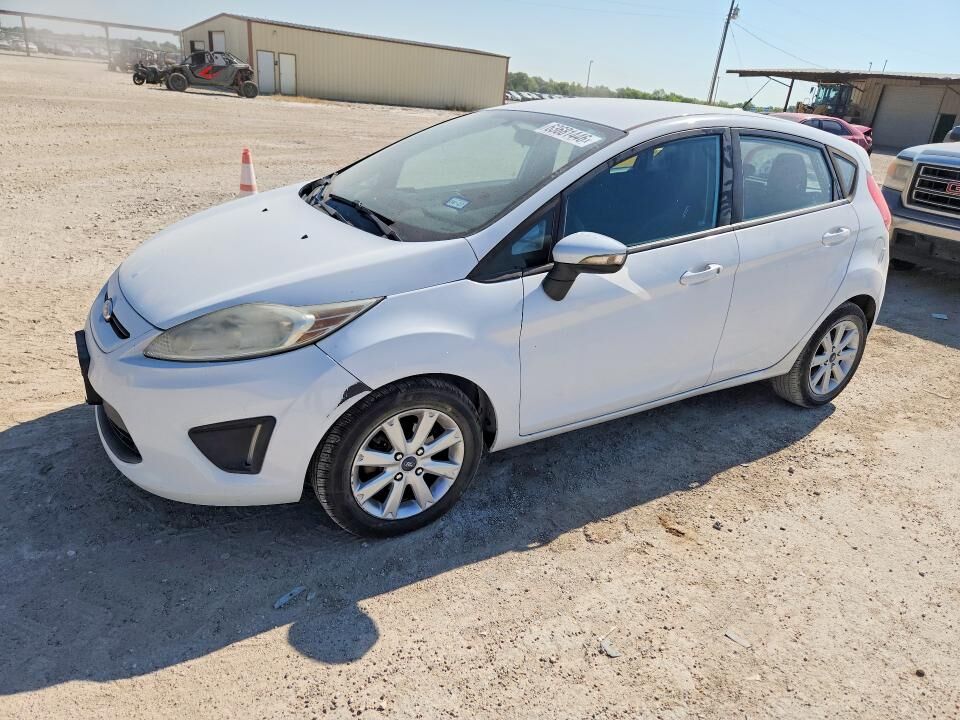 2013 FORD Fiesta