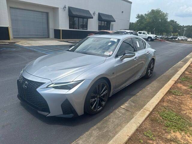 2025 LEXUS IS