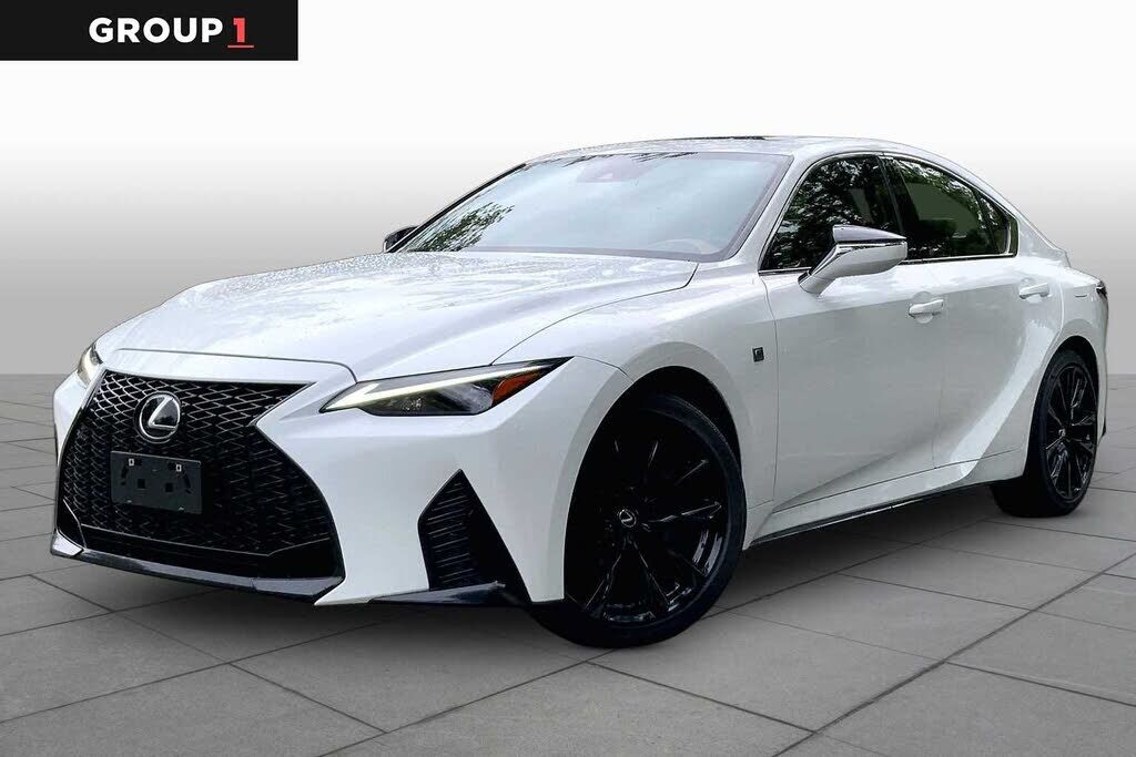 2024 LEXUS IS