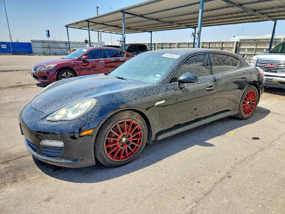 2011 PORSCHE Panamera