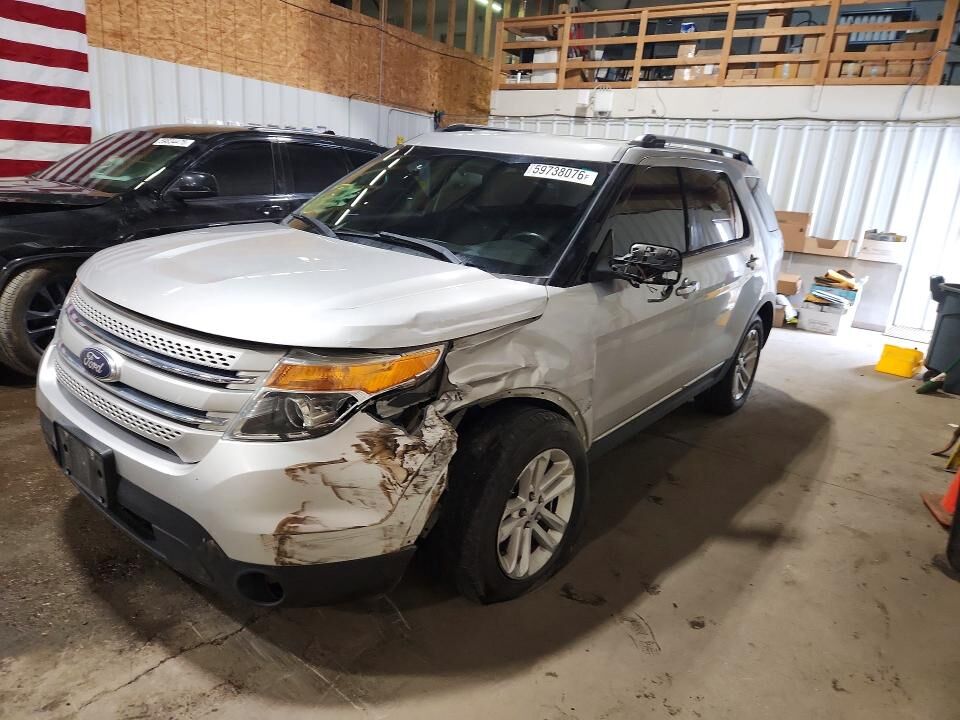 2014 FORD Explorer
