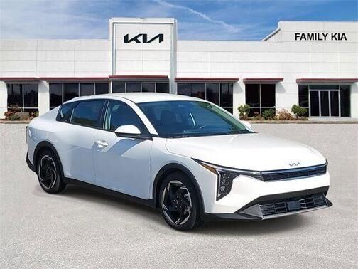 2025 KIA K4