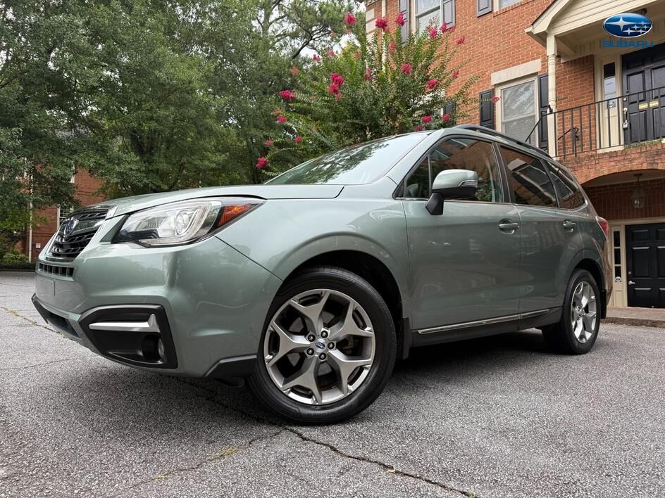 2017 SUBARU Forester