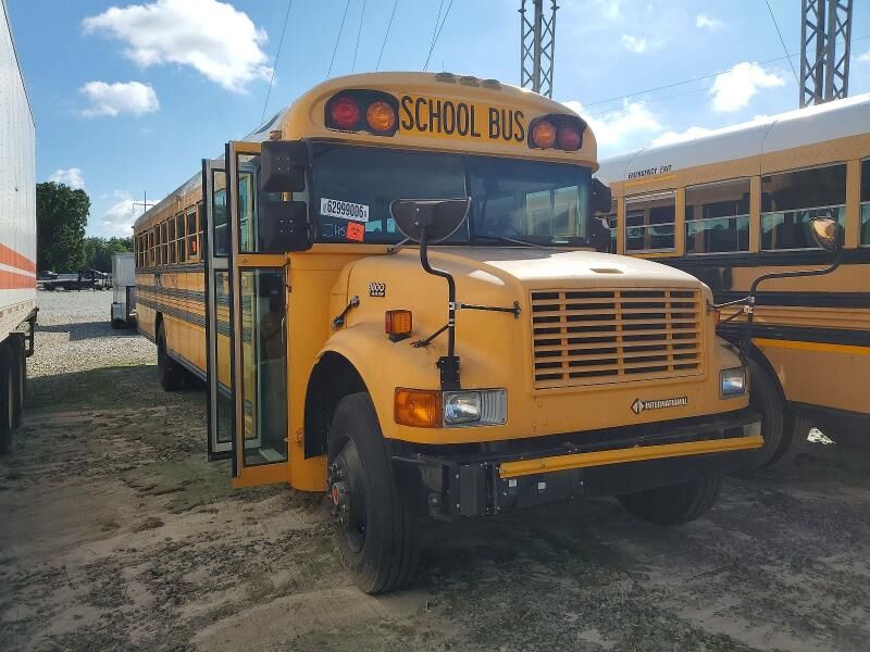 1997 INTERNATIONAL 3800