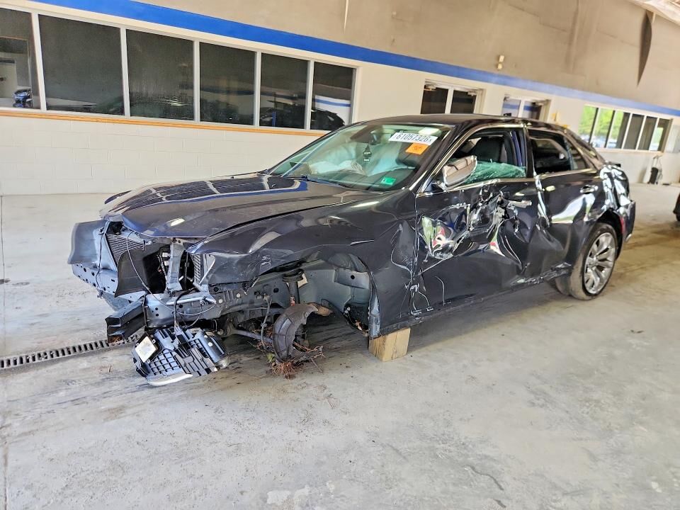 2016 CHRYSLER 300
