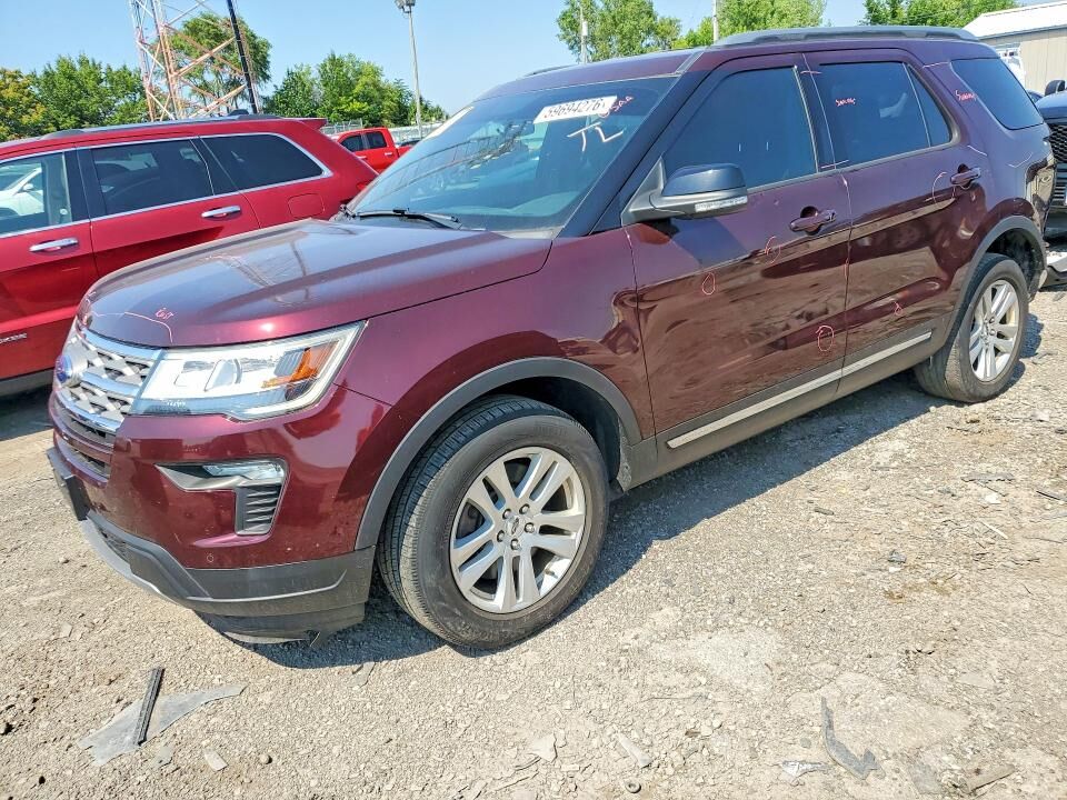 2018 FORD Explorer