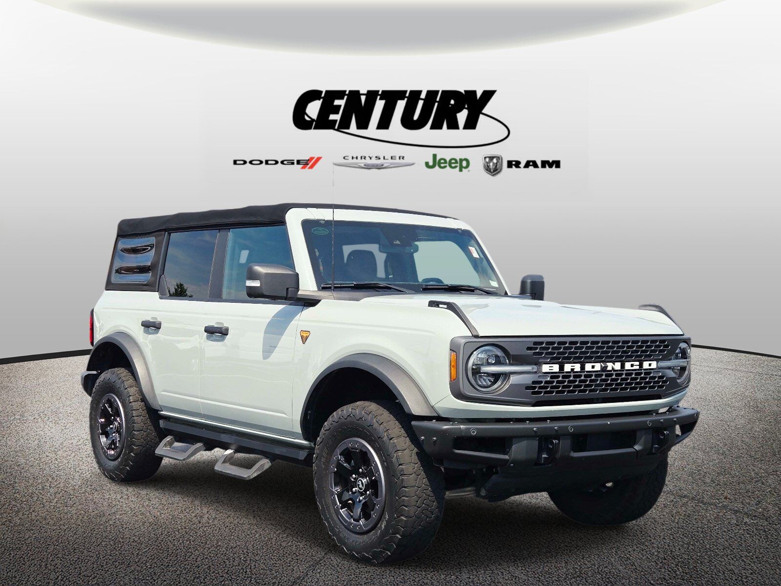 2021 FORD Bronco