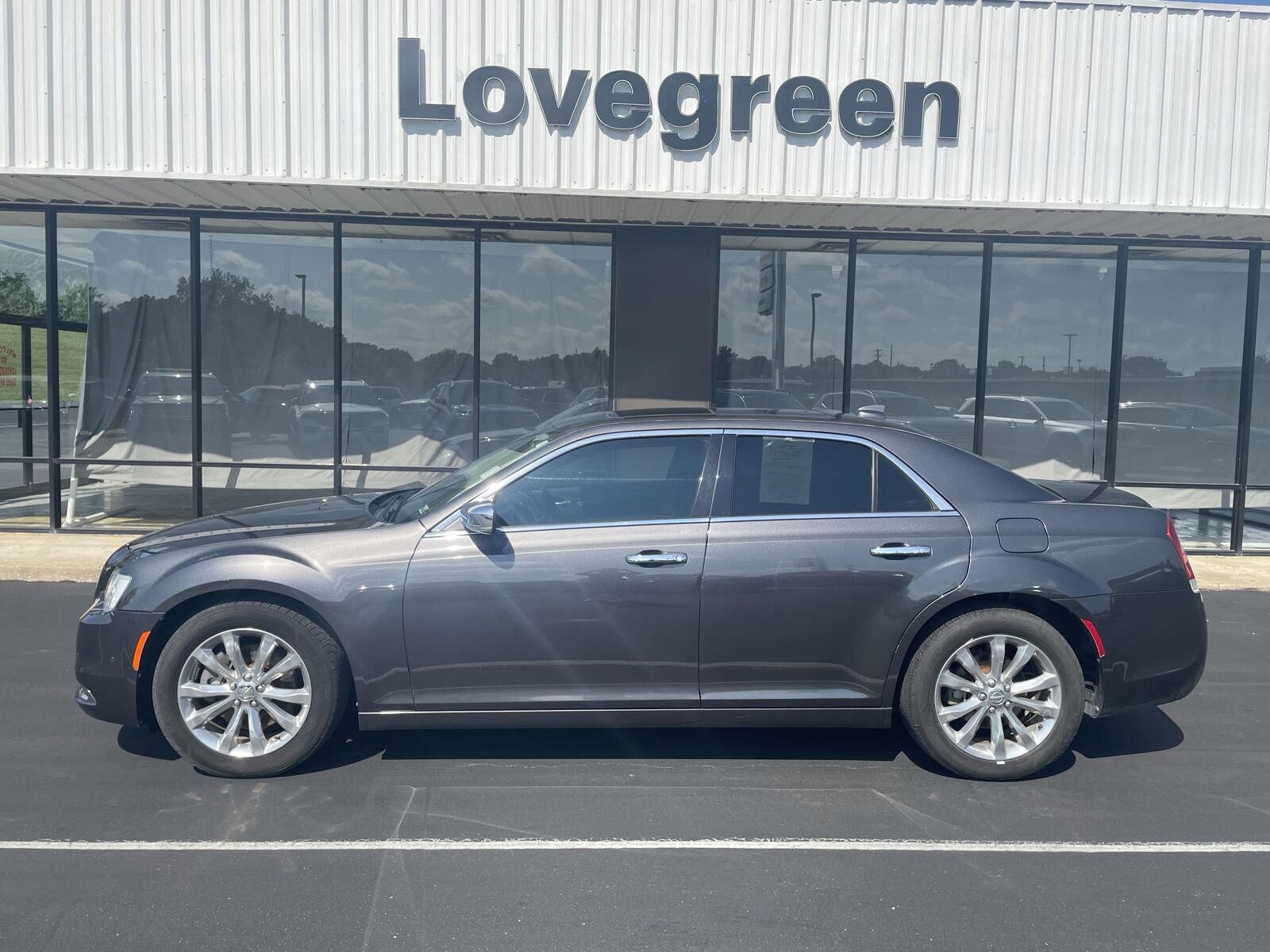 2018 CHRYSLER 300