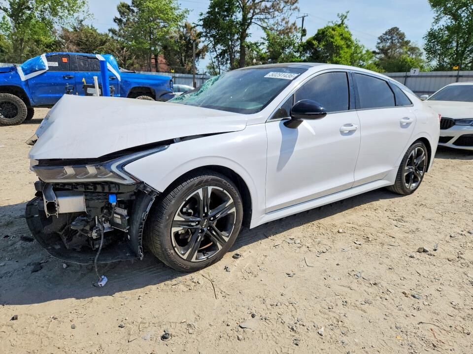 2022 KIA K5