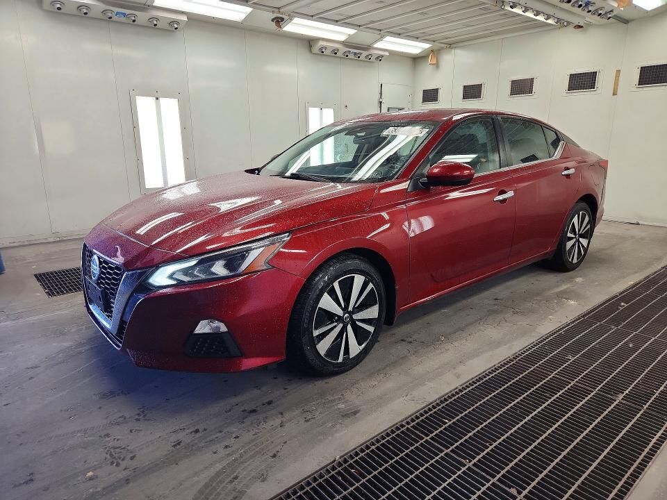 2022 NISSAN Altima