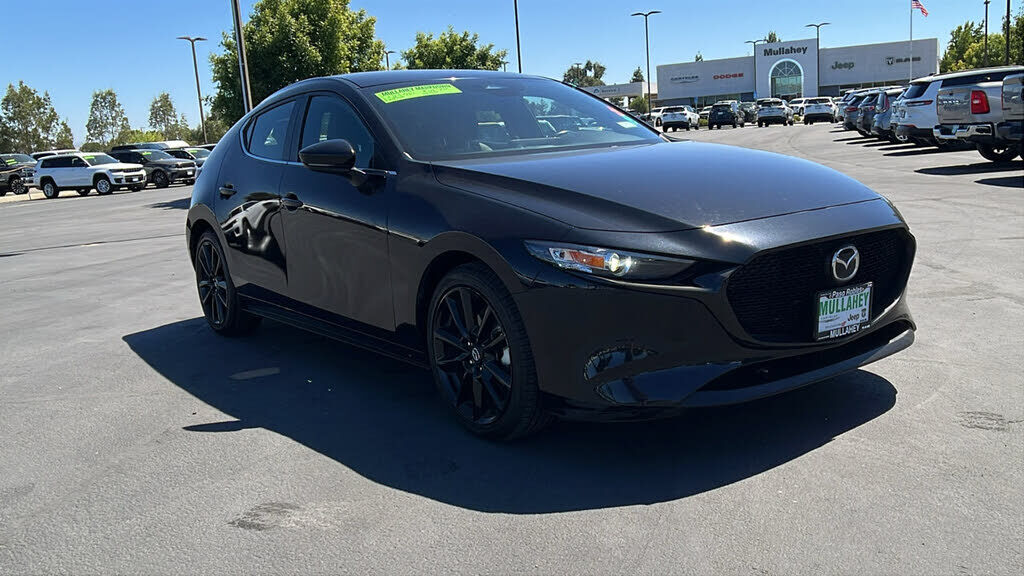 2024 MAZDA Mazda3