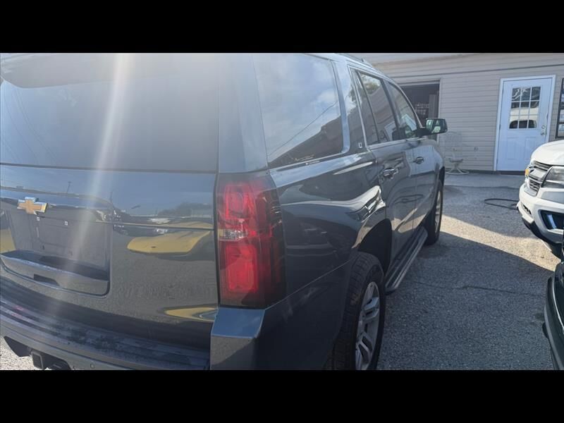 2020 CHEVROLET Tahoe