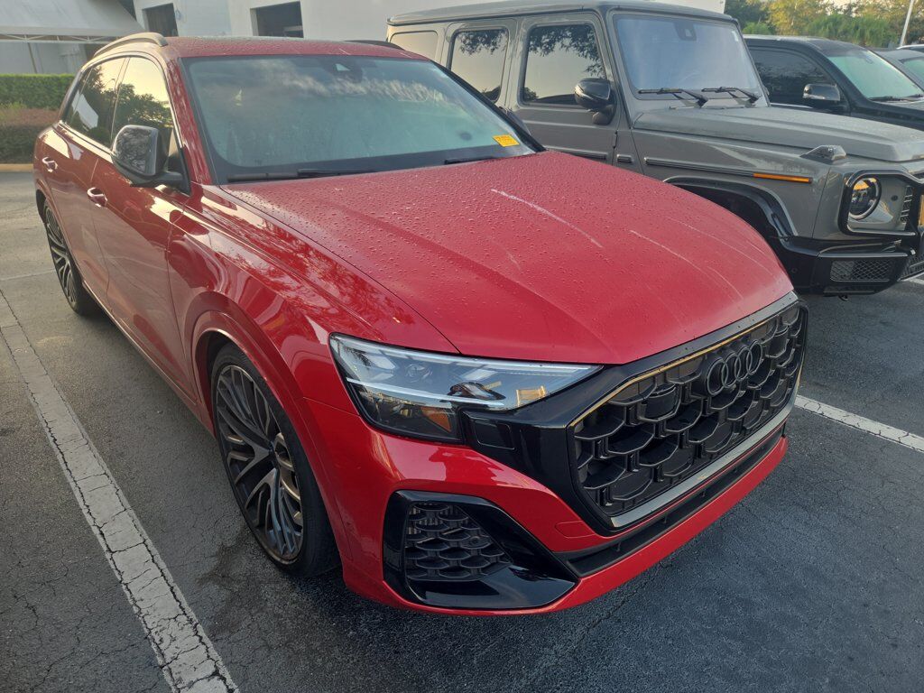 2024 AUDI SQ8