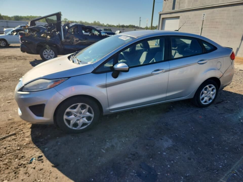2012 FORD Fiesta