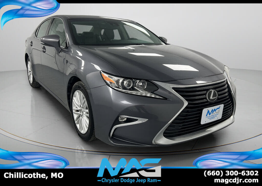 2017 LEXUS ES