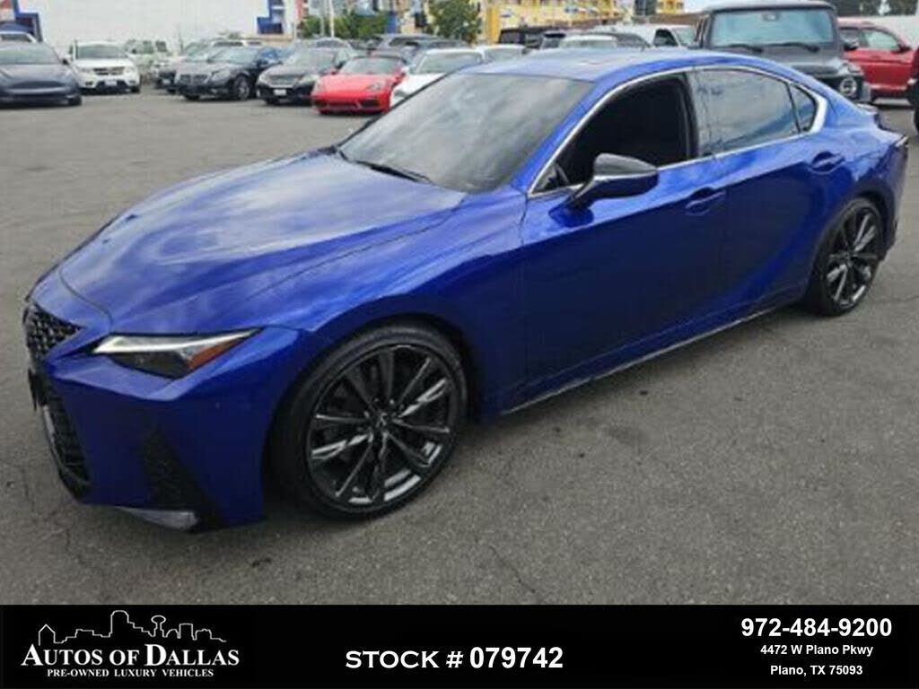 2024 LEXUS IS