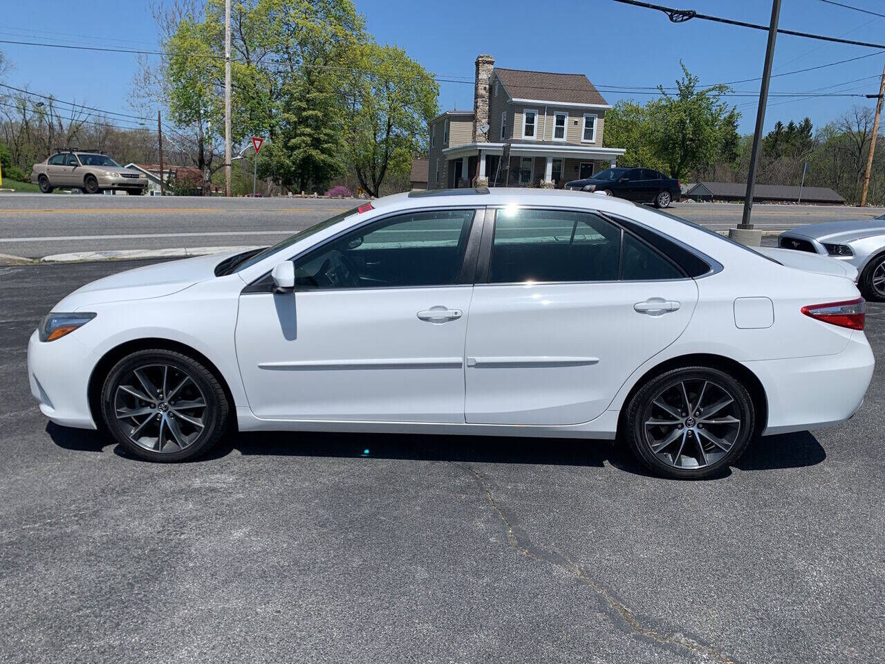 2015 TOYOTA Camry