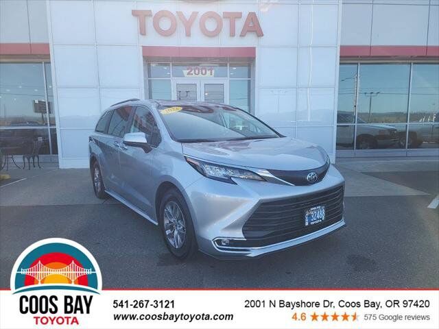2022 TOYOTA Sienna