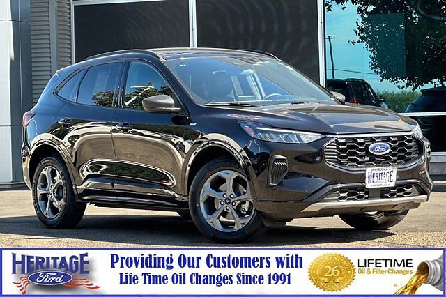 2024 FORD Escape