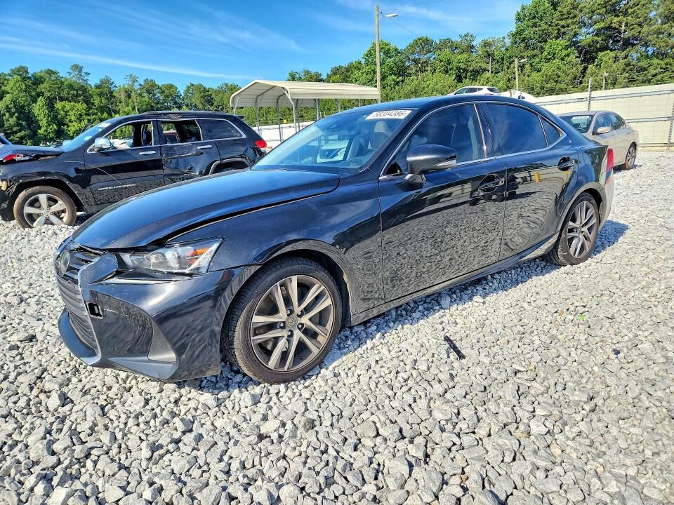 2018 LEXUS IS