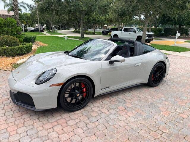 2026 PORSCHE 911