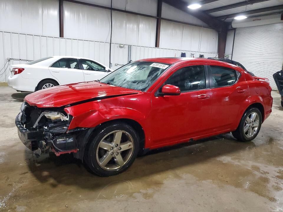 2013 DODGE Avenger