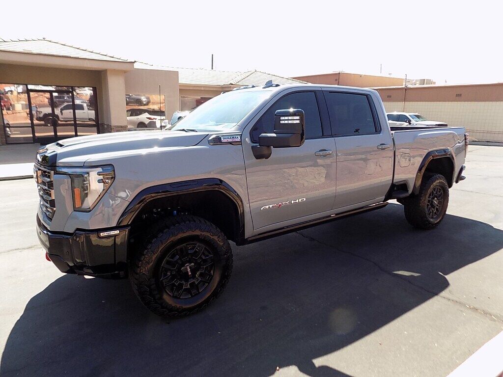 2025 GMC Sierra HD