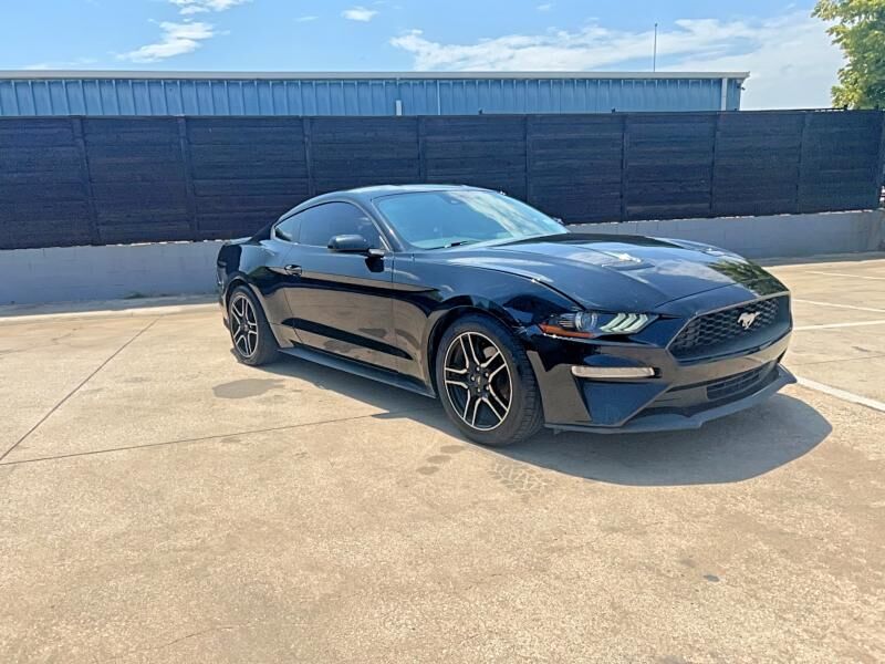 2022 FORD Mustang