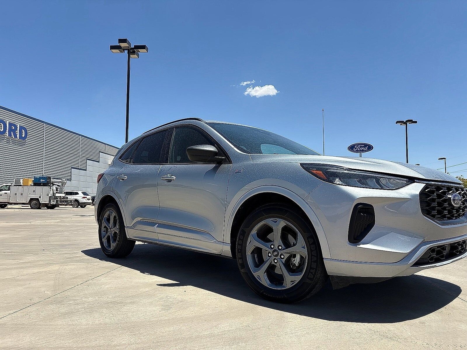 2024 FORD Escape