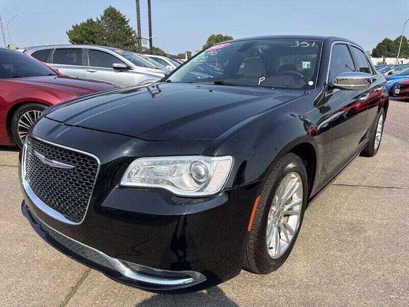 2015 CHRYSLER 300