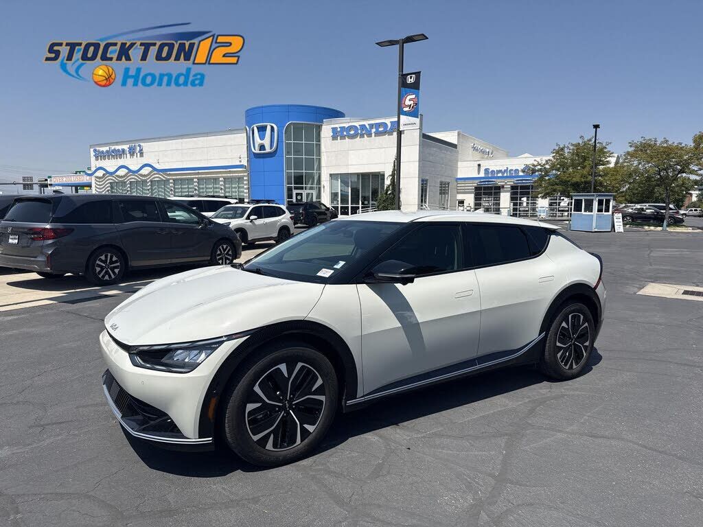 2023 KIA EV6