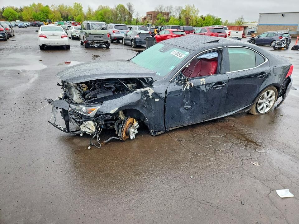 2018 LEXUS IS