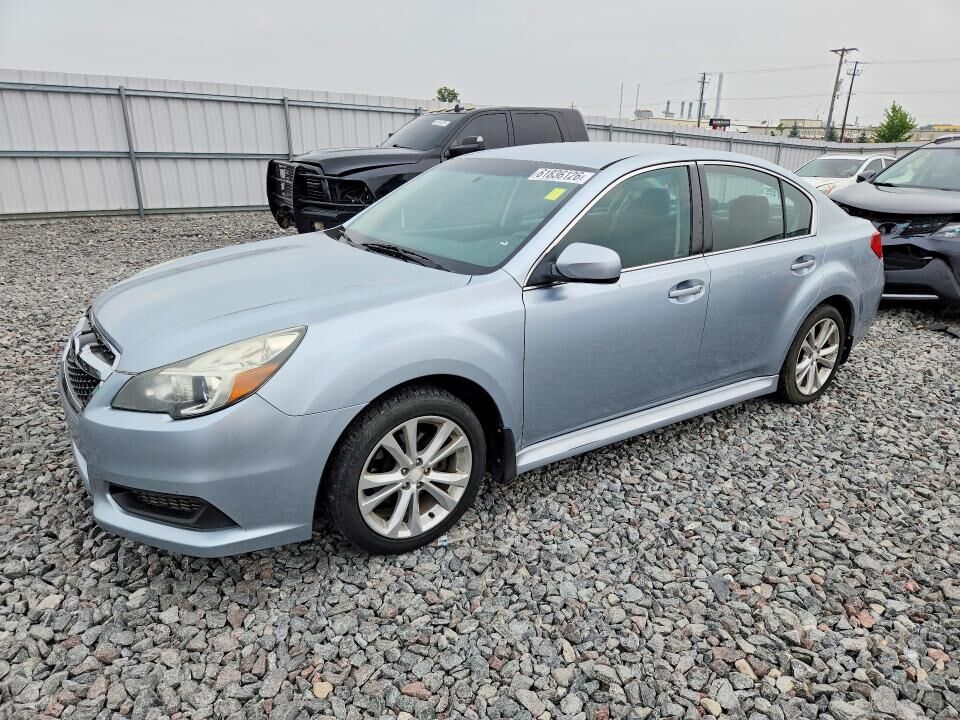 2013 SUBARU Legacy