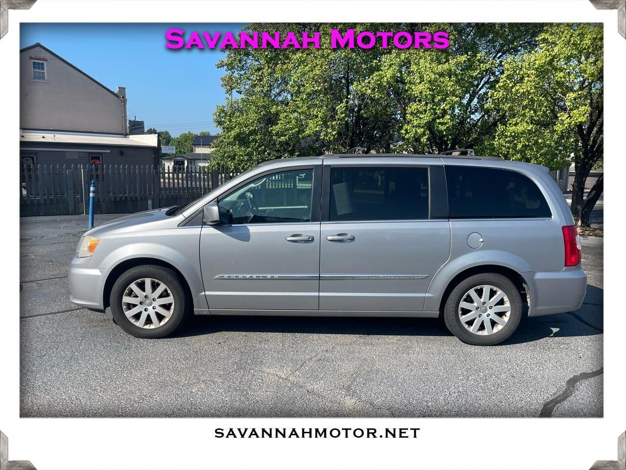 2014 CHRYSLER Town and Country