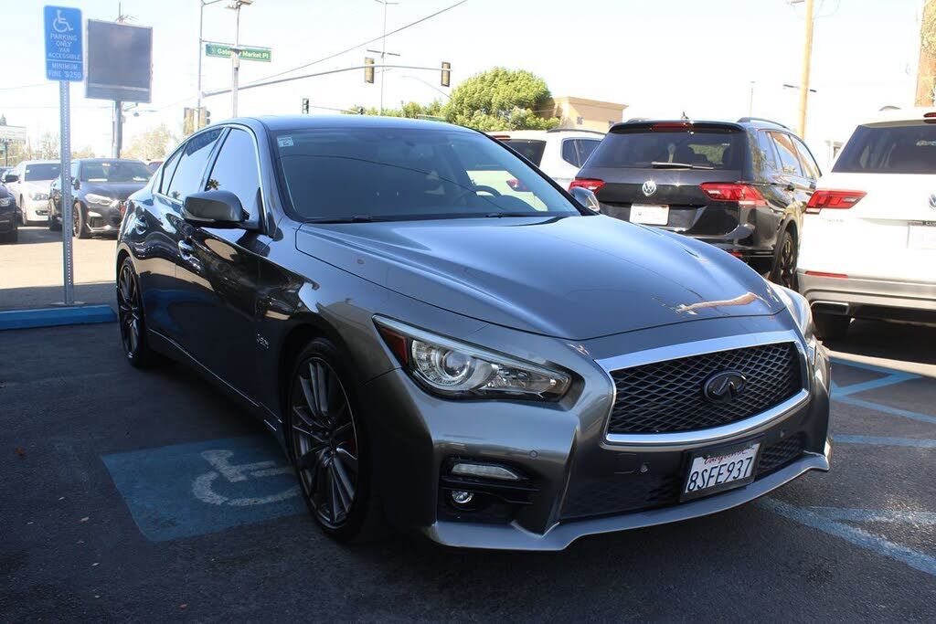 2017 INFINITI Q50