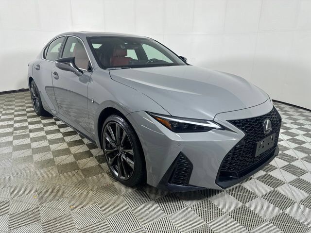 2024 LEXUS IS