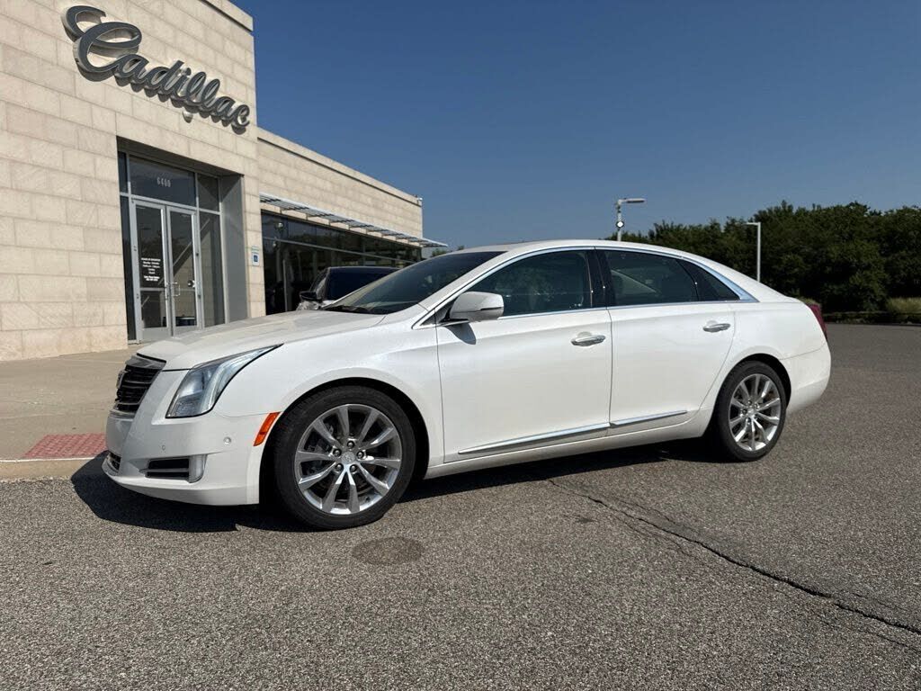 2016 CADILLAC XTS