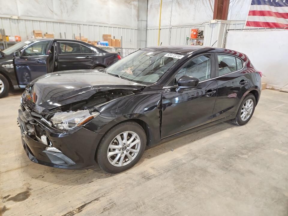 2016 MAZDA Mazda3