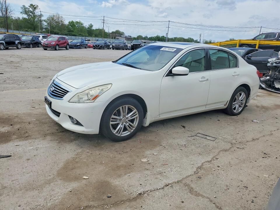 2011 INFINITI G37